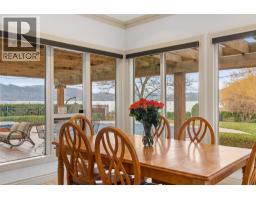 2420 Abbott Street, Kelowna, BC V1Y1E8 Photo 33