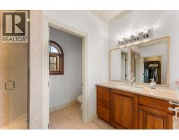 2420 Abbott Street, Kelowna, BC V1Y1E8 Photo 59