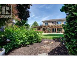 2420 Abbott Street, Kelowna, BC V1Y1E8 Photo 44