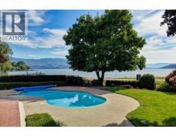 5pc Ensuite bath - 2420 Abbott Street, Kelowna, BC V1Y1E8 Photo 8
