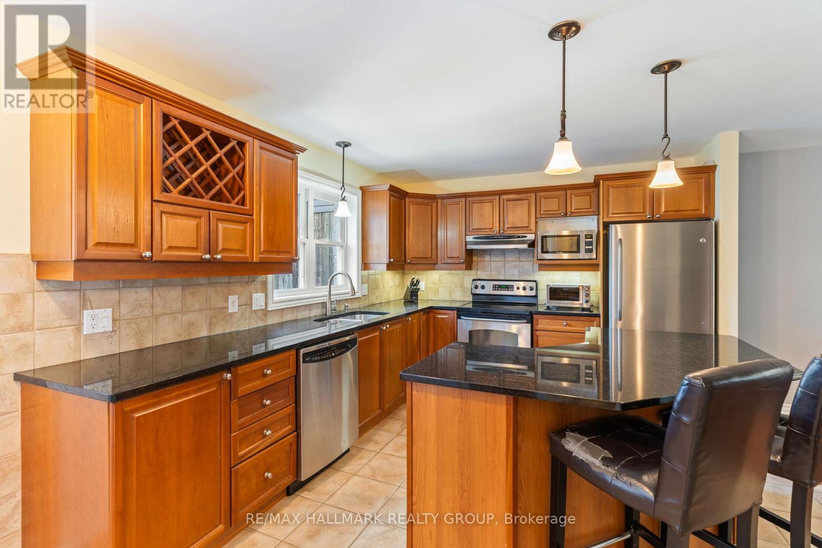 4 SHERMAN LANE - Image 13