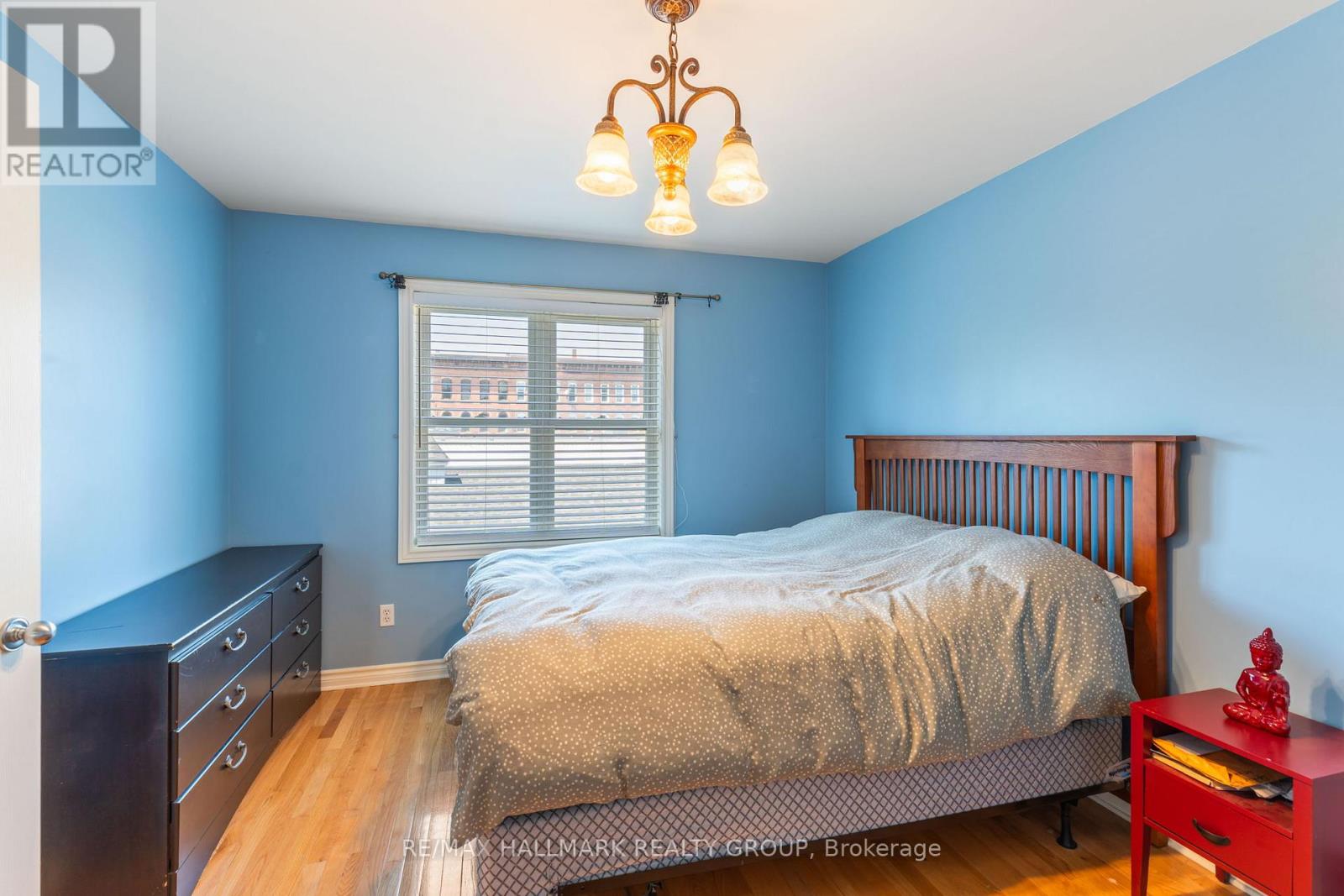 4 SHERMAN LANE - Image 23