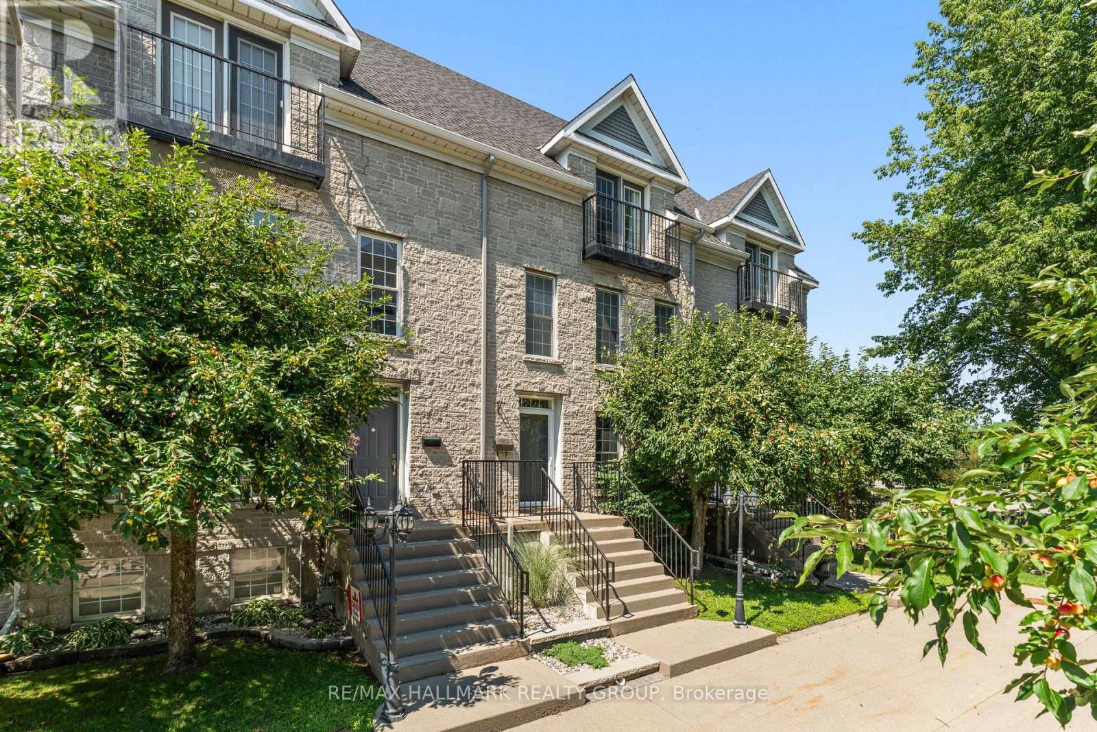 4 SHERMAN LANE - Image 3