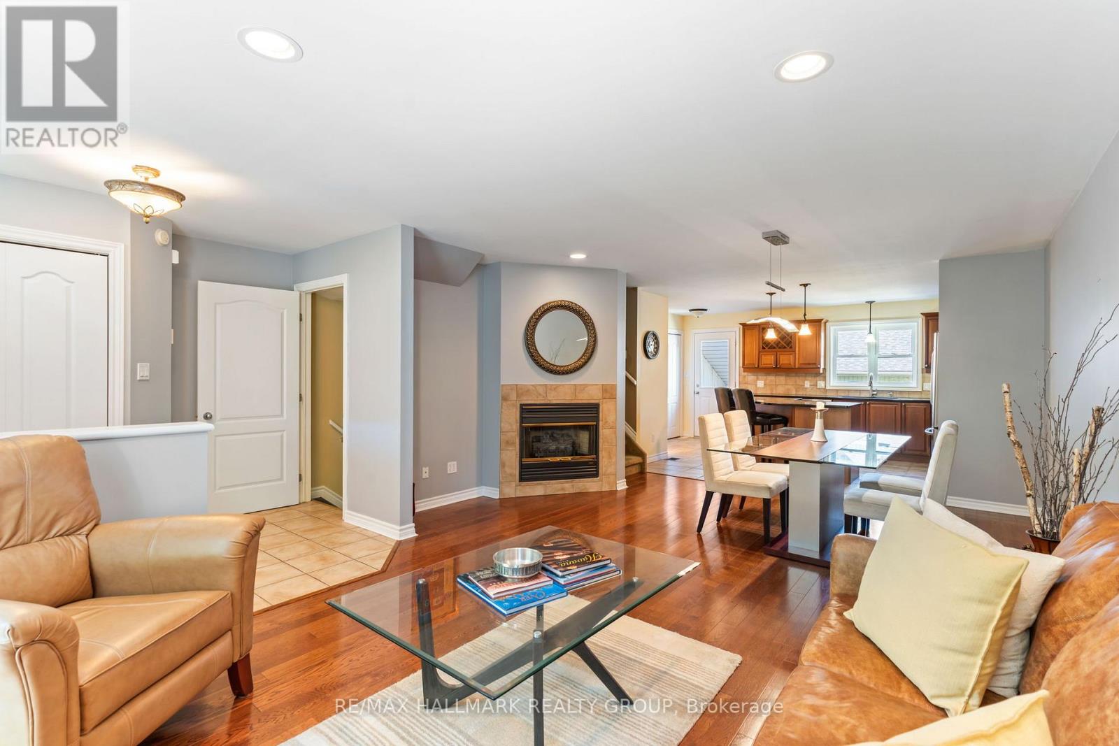 4 SHERMAN LANE - Image 6