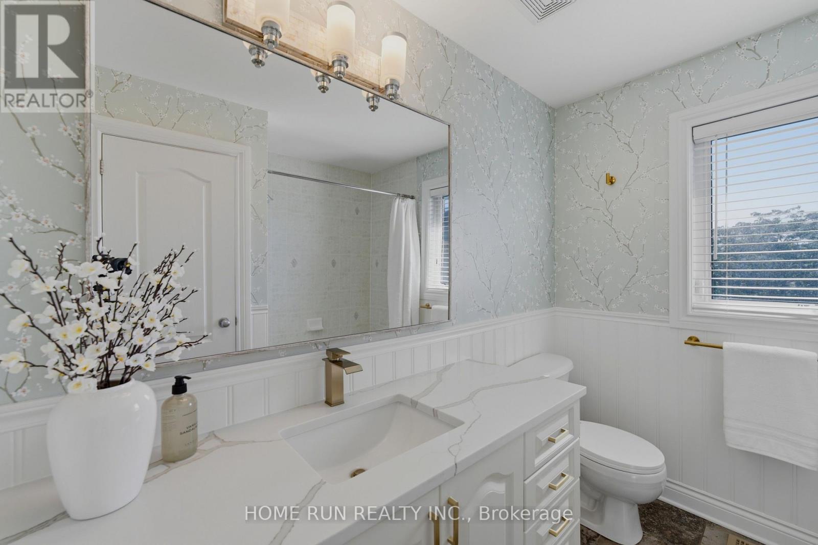 5 Bed, 5 Bath House for Sale in Ottawa – 233 MARJAN CRESCENT, Ottawa – MLS# X13641330 - Image 36