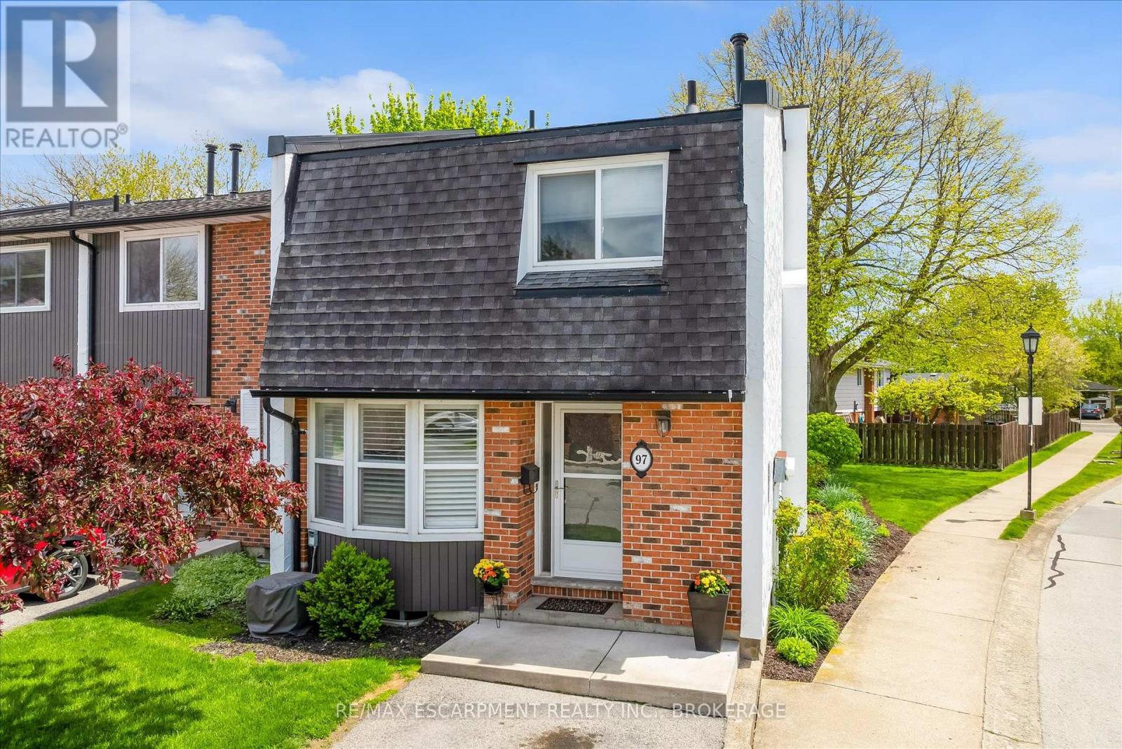 #97 77 LINWELL ROAD - Image 3