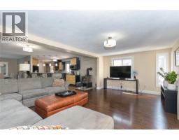 7318 Veyaness Rd, Central Saanich, BC V8M1M3 Photo 18