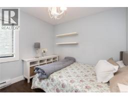 7318 Veyaness Rd, Central Saanich, BC V8M1M3 Photo 27