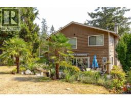 7318 Veyaness Rd, Central Saanich, BC V8M1M3 Photo 43