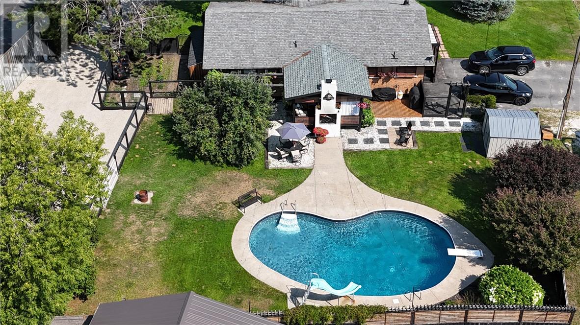 185 CEDAR - Image 43
