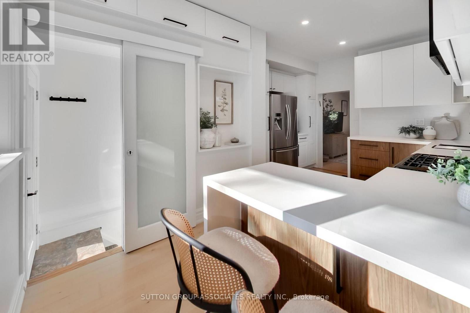 10 WINNETT AVENUE - Image 16