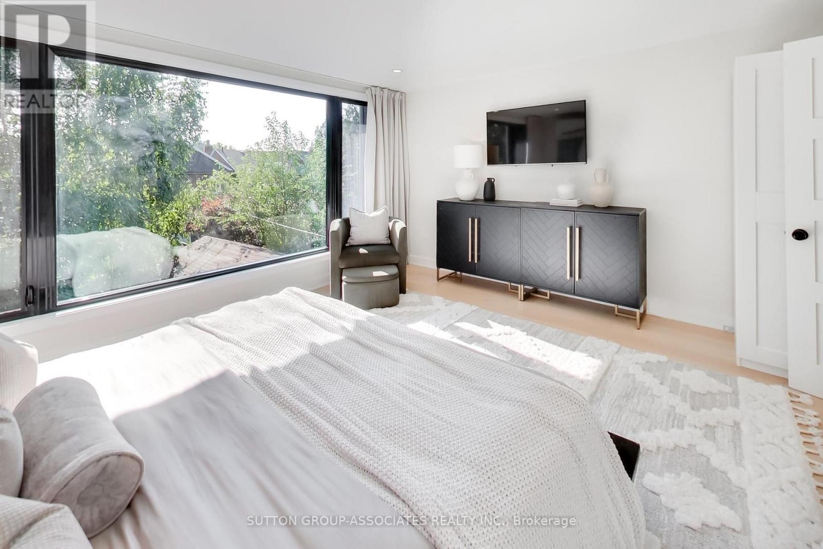10 WINNETT AVENUE - Image 21