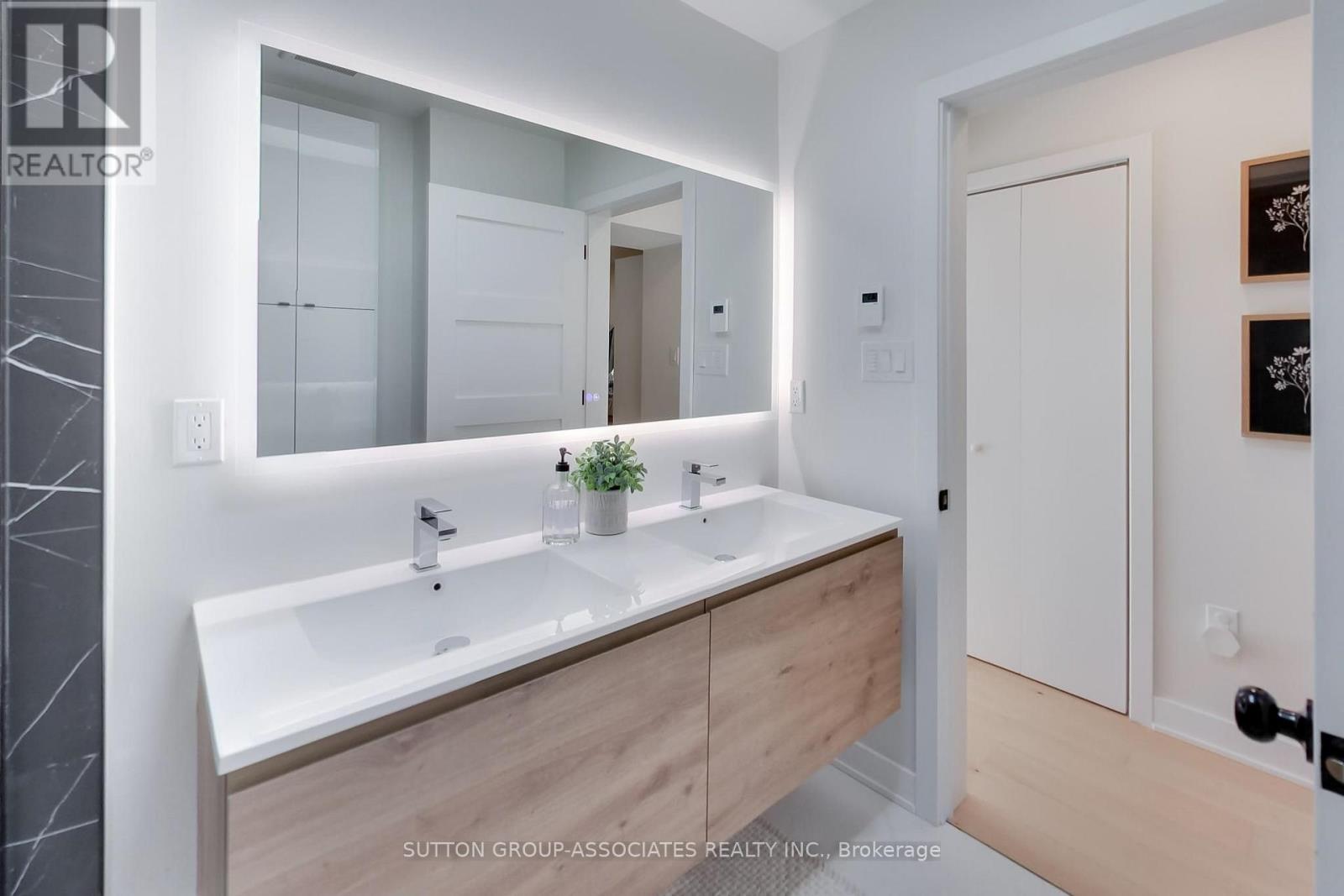 10 WINNETT AVENUE - Image 25