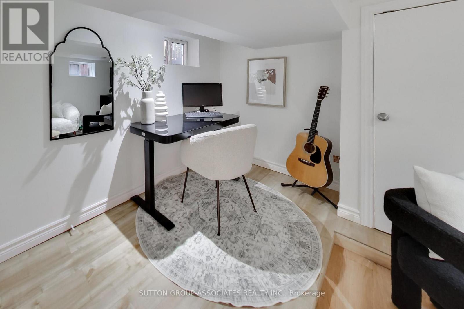 10 WINNETT AVENUE - Image 36