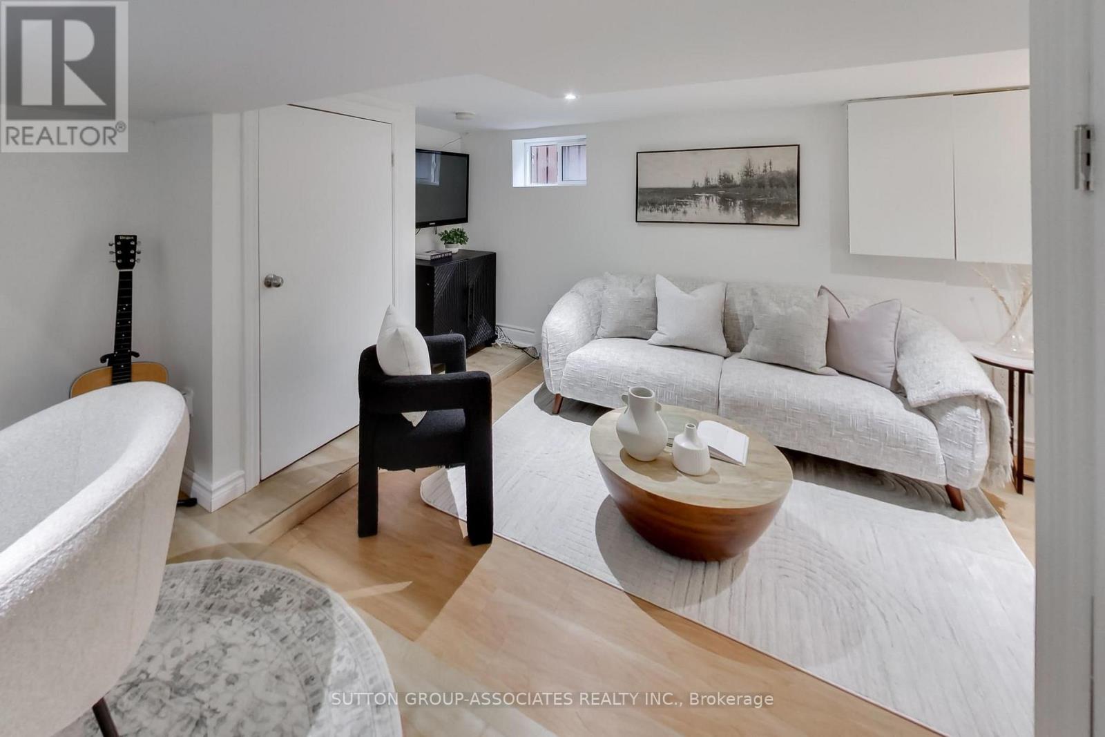 10 WINNETT AVENUE - Image 37