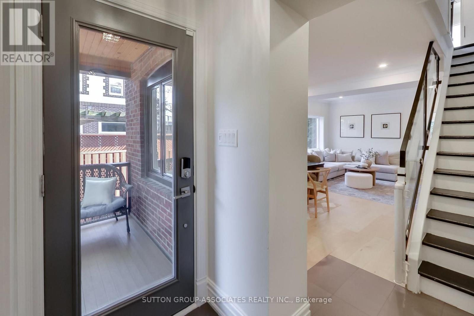 10 WINNETT AVENUE - Image 4
