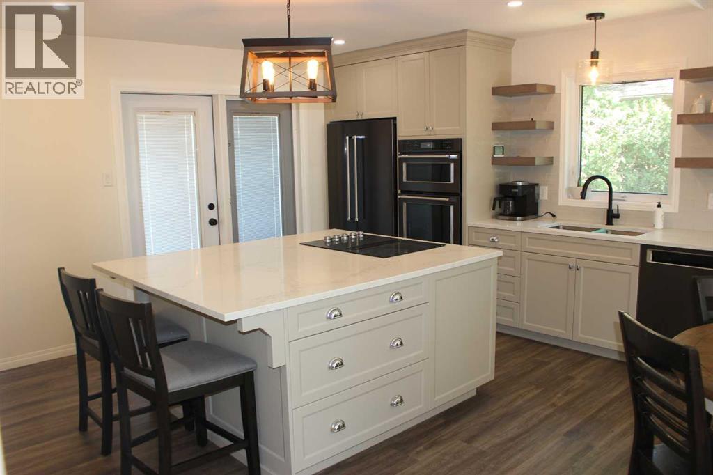 518 Maple Crescent - 7