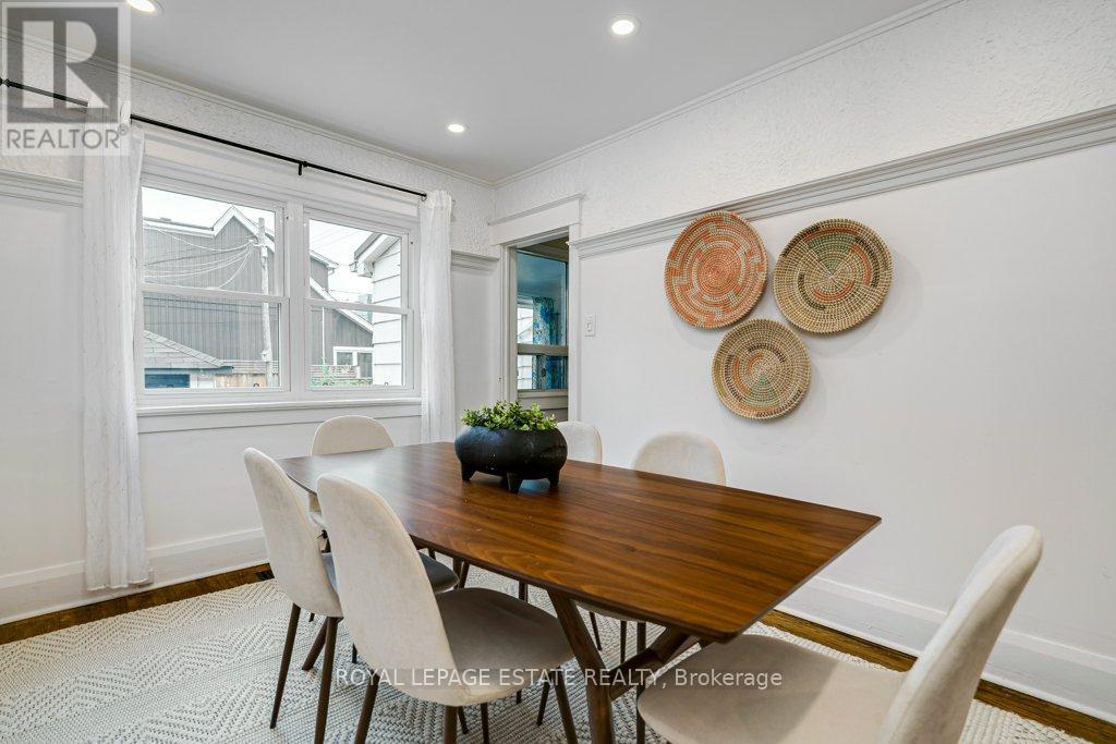 212 LAWLOR AVENUE - 13