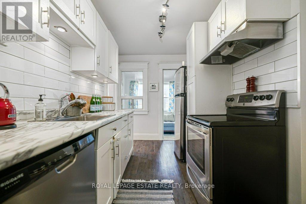 212 LAWLOR AVENUE - 17