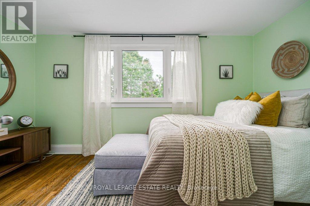 212 LAWLOR AVENUE - 24