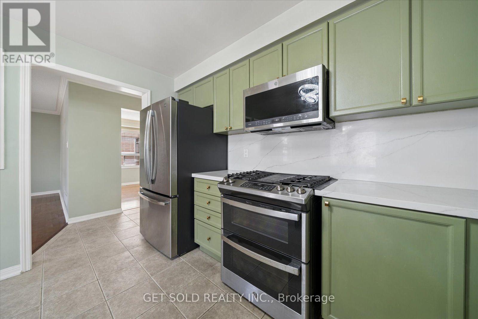 122 MEDLAND AVENUE - 14