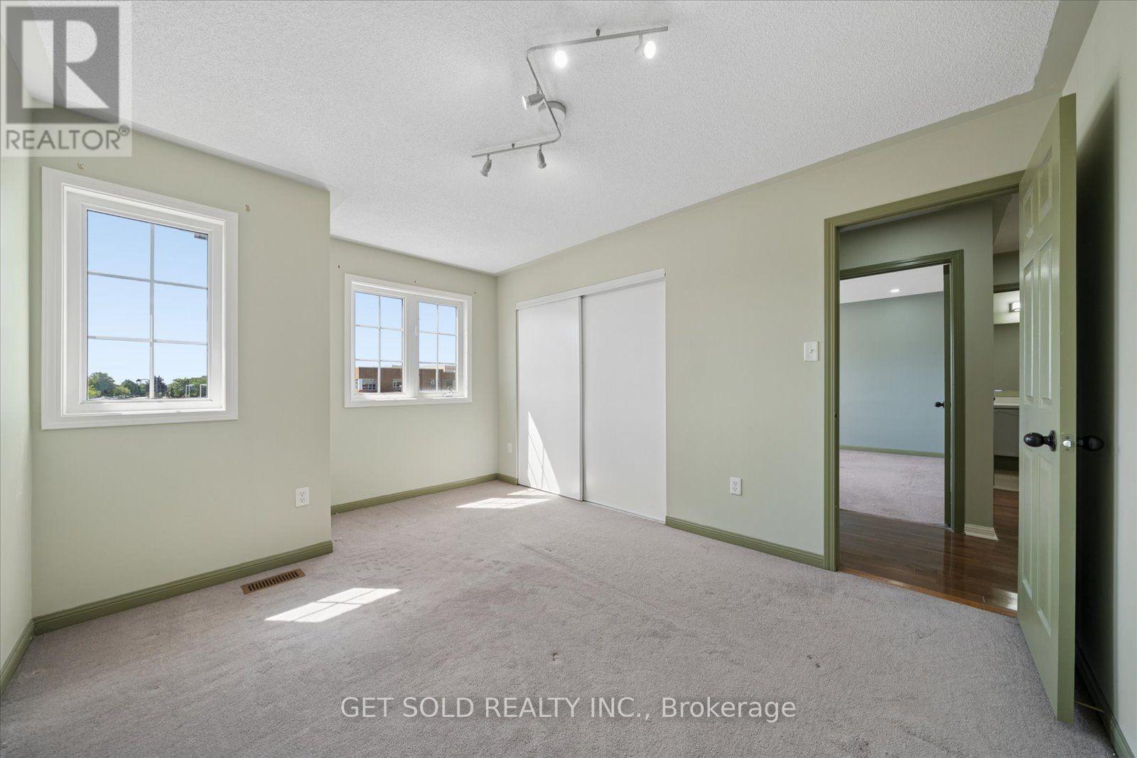 122 MEDLAND AVENUE - 30