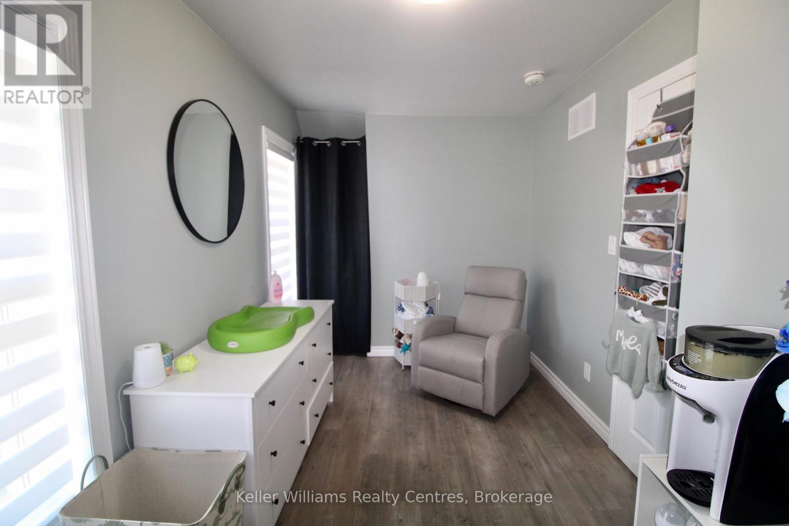 445 11TH STREET - 17