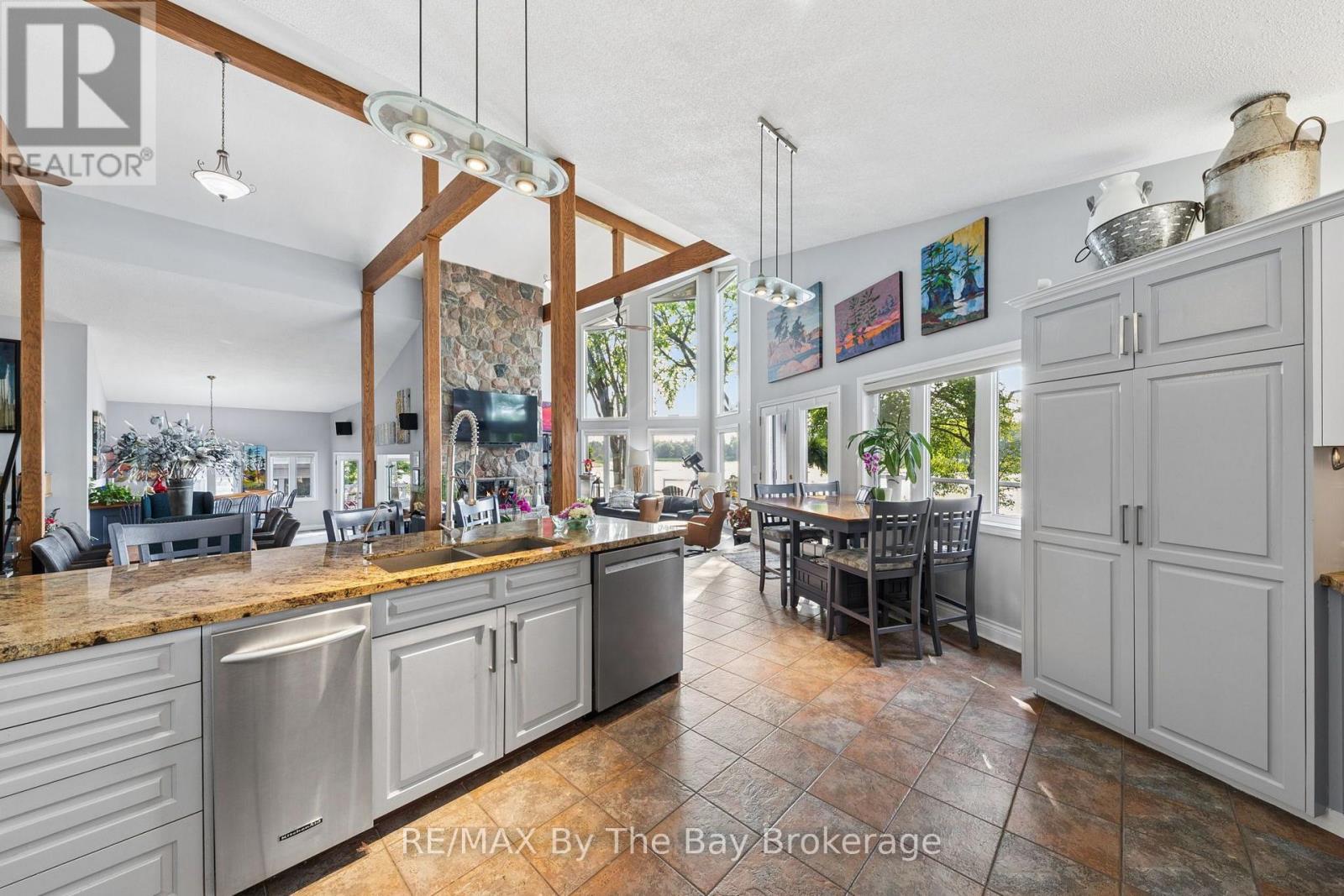 156 PRISQUE ROAD - 23