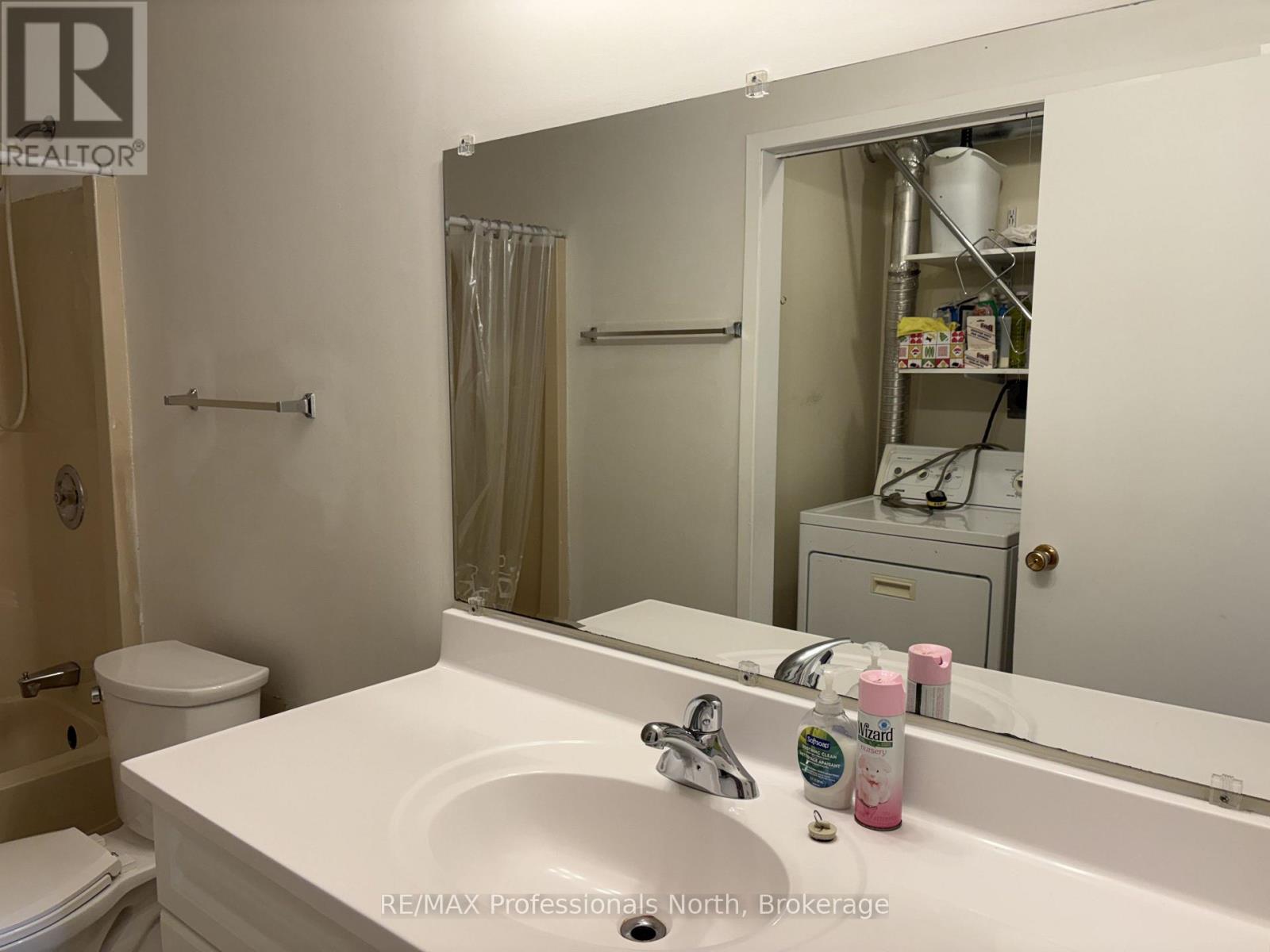 4 NORTH STREET N - Image 15