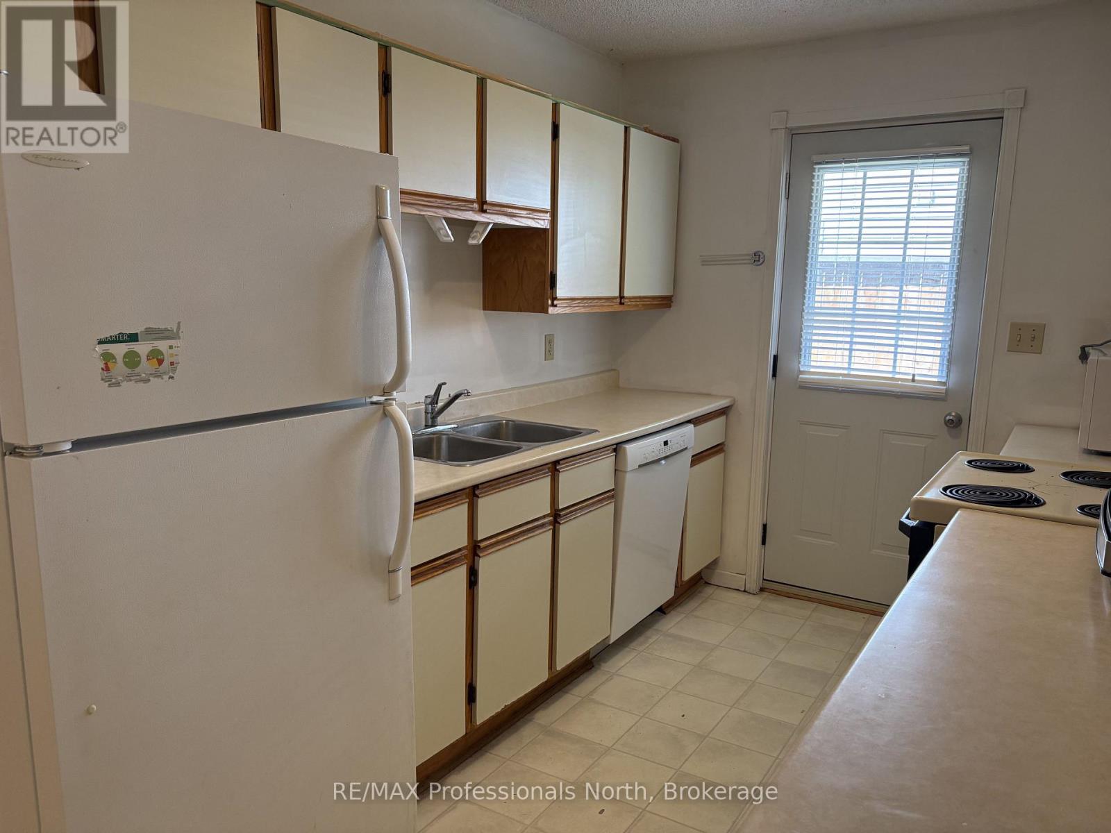 4 NORTH STREET N - Image 6