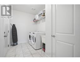 55 Marlene Johnston Drive, East Gwillimbury, ON L9N0W8 Photo 16