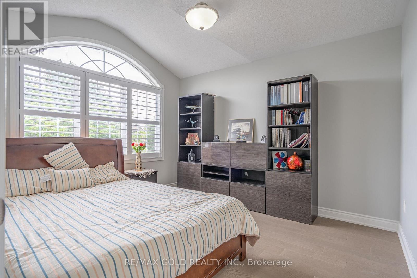 Thumbnail 27