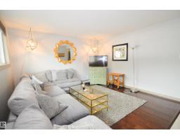 #1 10710 84 Av Nw, Edmonton, AB T6E2H9 Photo 7