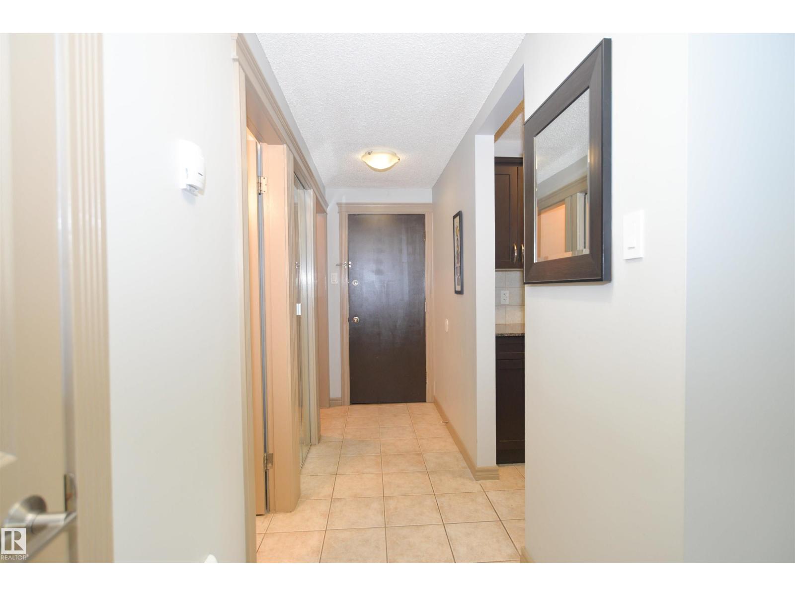 #1 10710 84 AV NW - Image 22