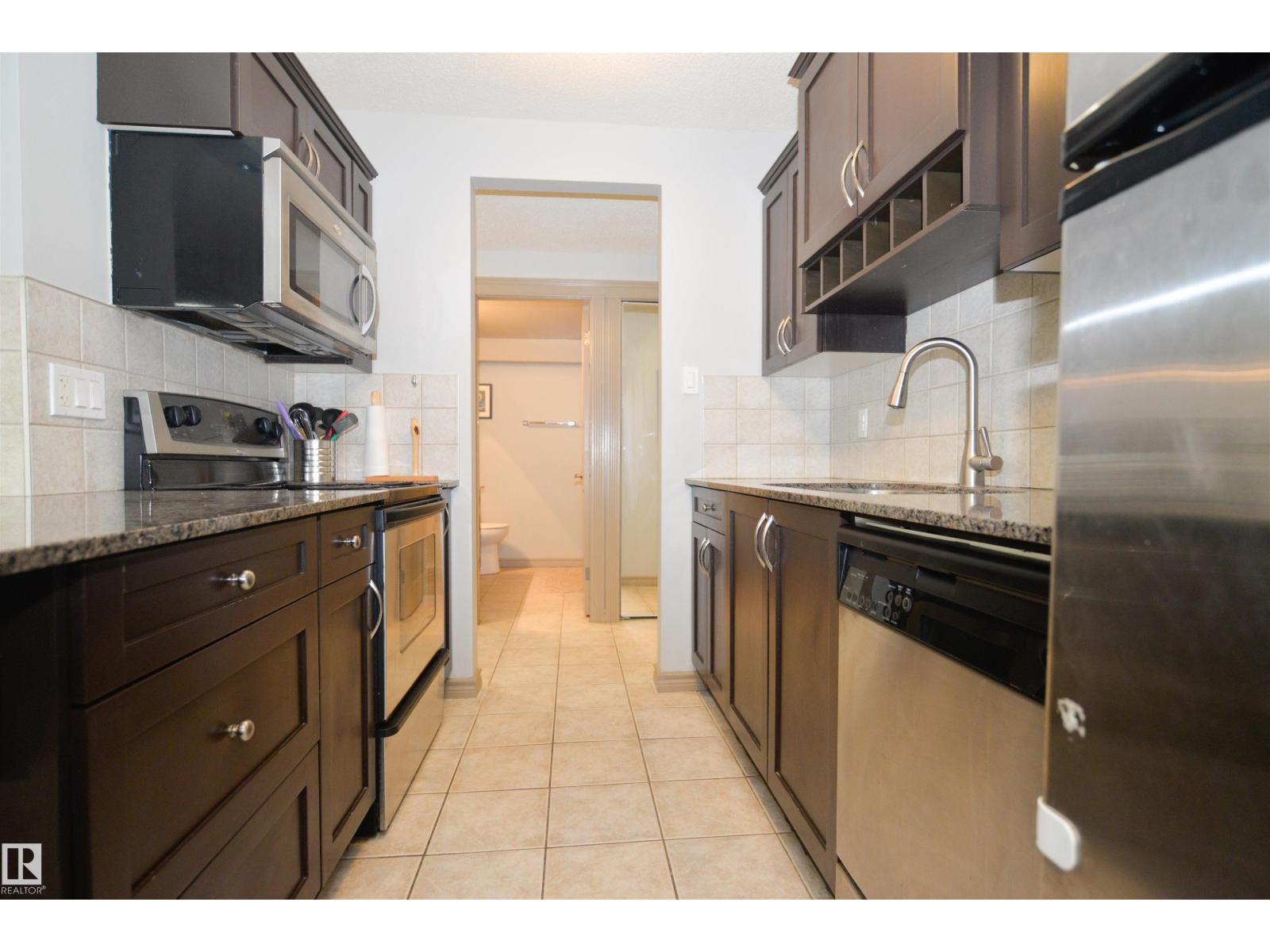 #1 10710 84 AV NW - Image 9