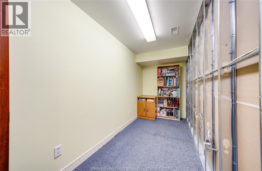 2485 YOUNGSTOWN STREET - 44