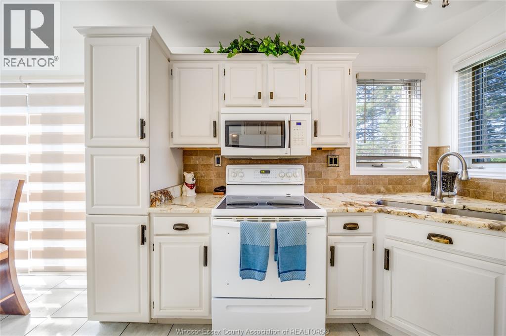2485 YOUNGSTOWN STREET - 15