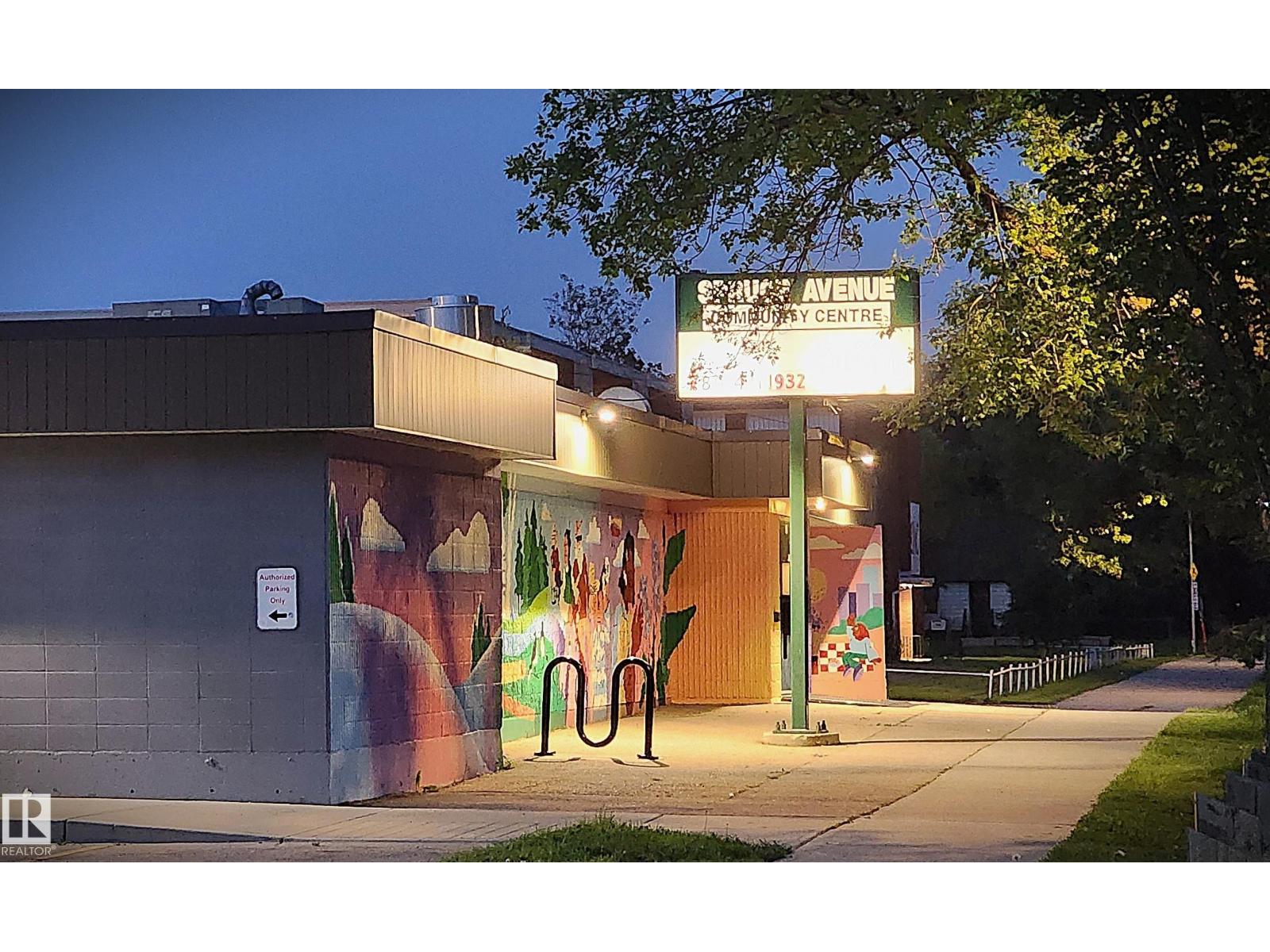11211 104 ST NW - 71