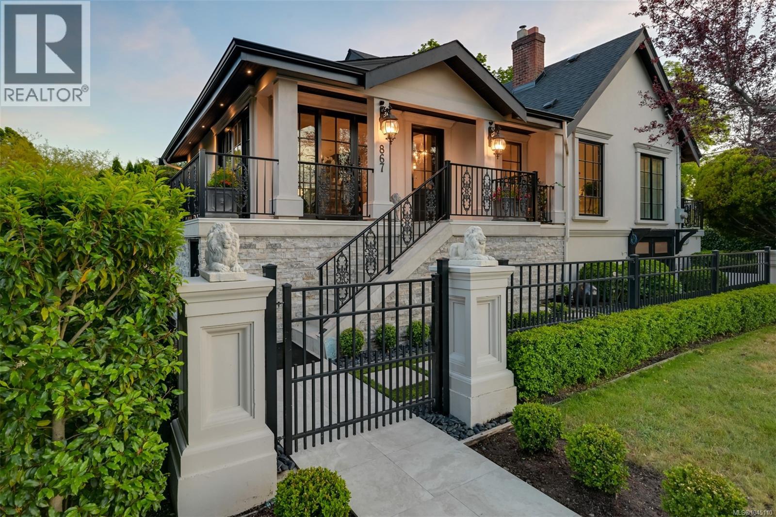 867 Victoria Ave - 4
