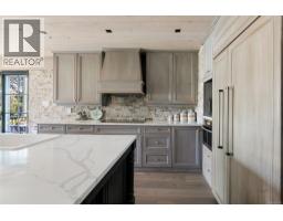 867 Victoria Ave, Oak Bay, BC V8S4N4 Photo 17