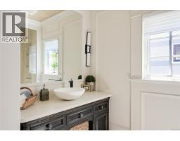 867 Victoria Ave, Oak Bay, BC V8S4N4 Photo 41