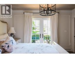 867 Victoria Ave, Oak Bay, BC V8S4N4 Photo 24