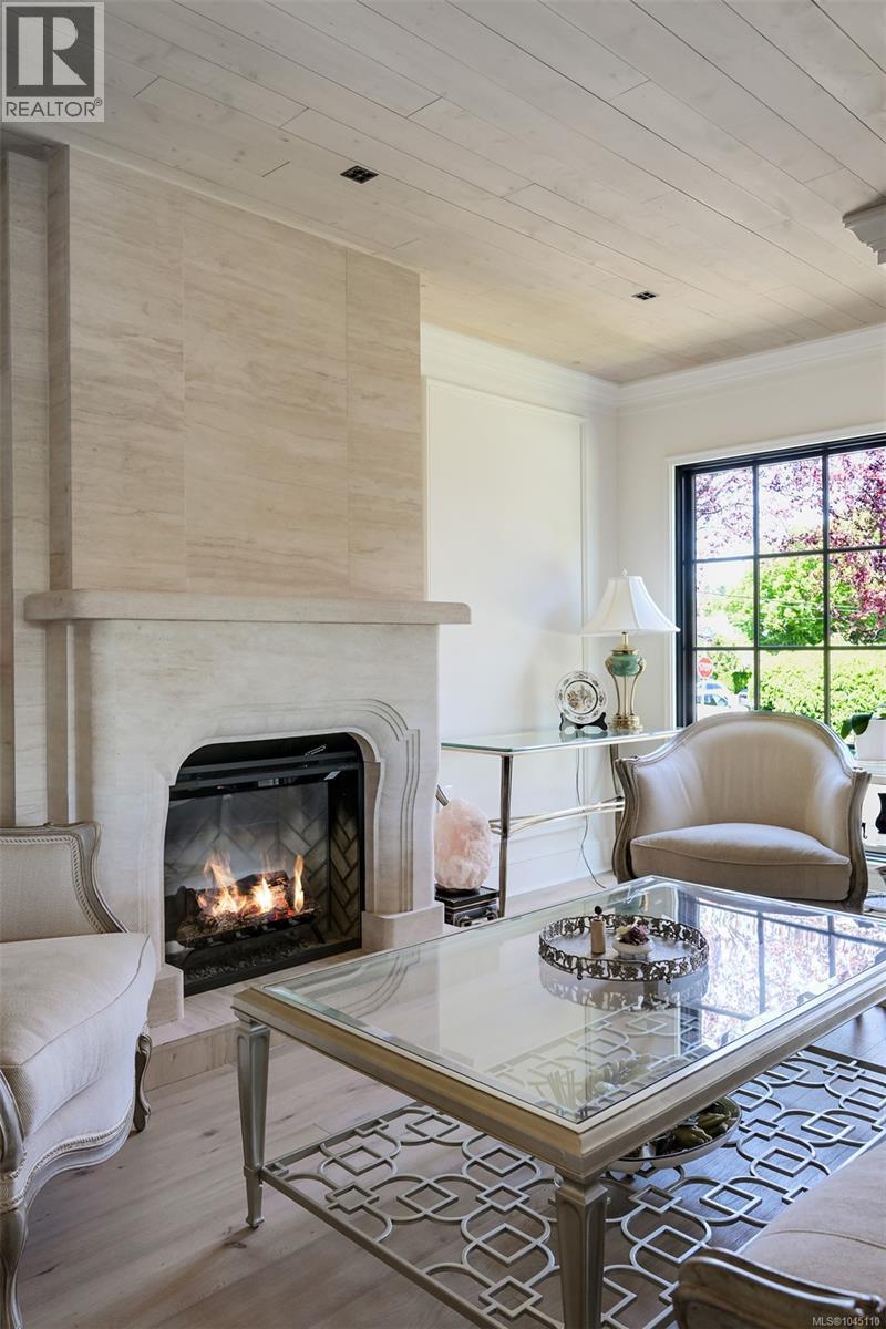 867 Victoria Ave - Image 7