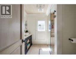 867 Victoria Ave, Oak Bay, BC V8S4N4 Photo 40