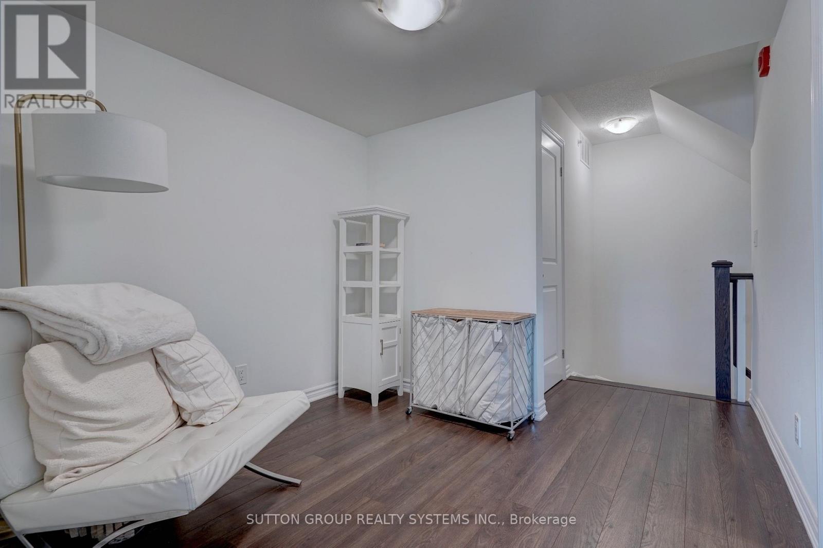 #33 100 LONG BRANCH AVENUE - 15