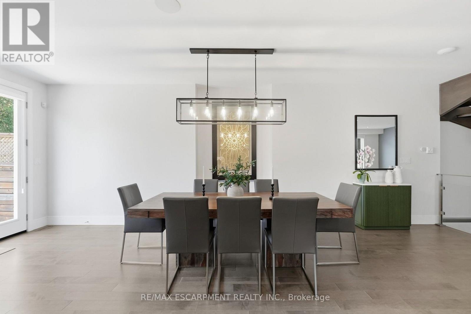 65 FOREST AVENUE - 21