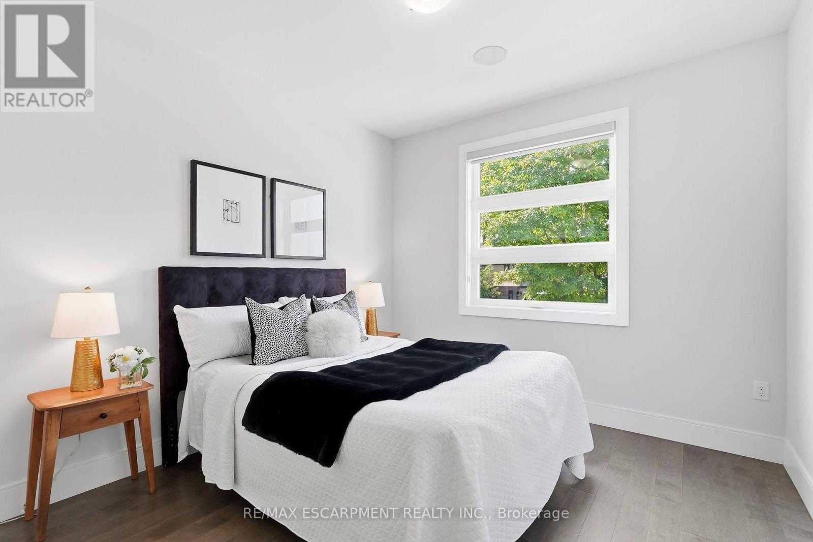 65 FOREST AVENUE - 35