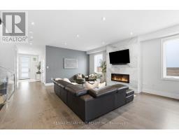 Bedroom 2 - 65 Forest Avenue, Mississauga, ON L5G1L3 Photo 10