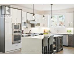 Kitchen - 65 Forest Avenue, Mississauga, ON L5G1L3 Photo 14