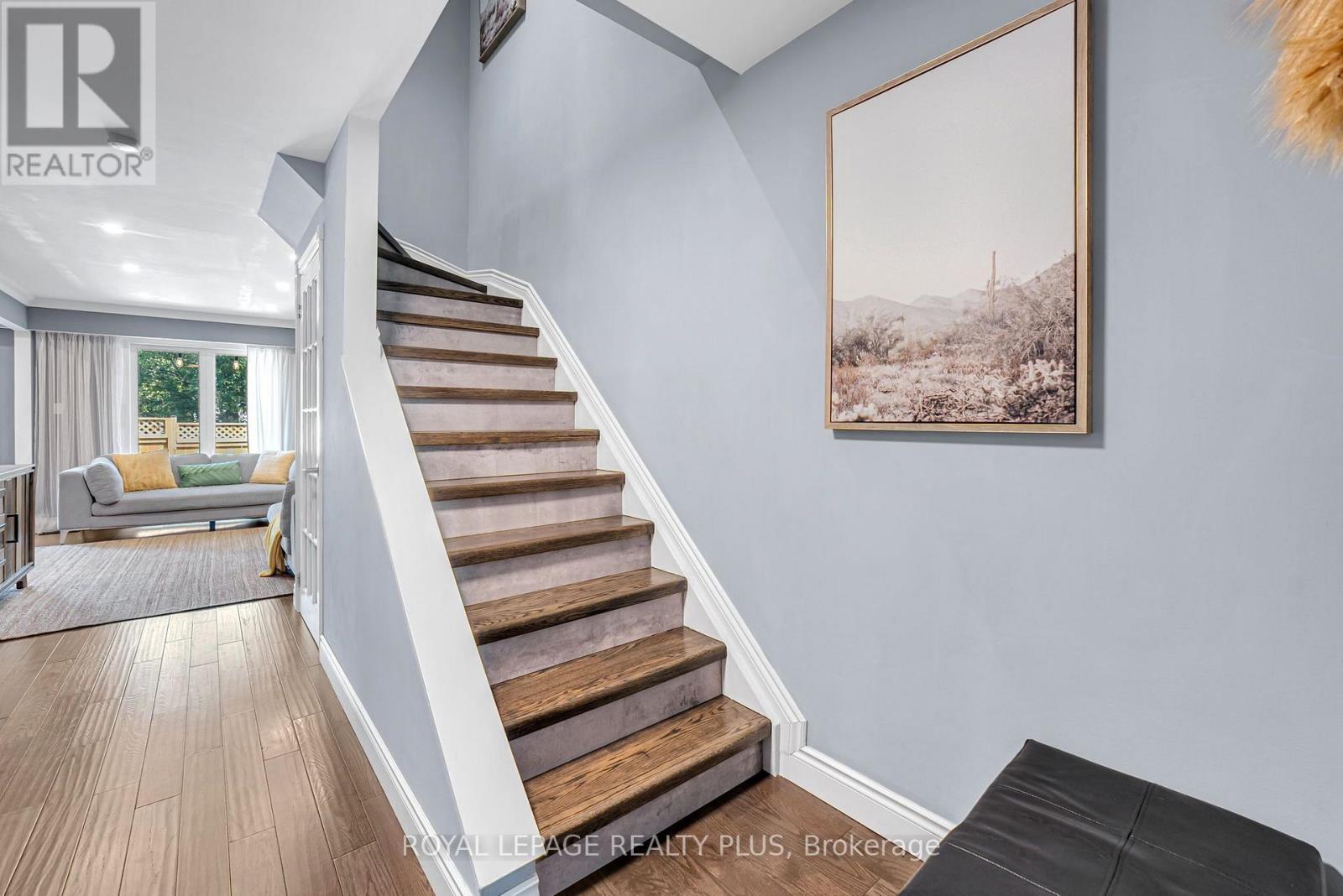 #28 3395 CLIFF ROAD N - 19